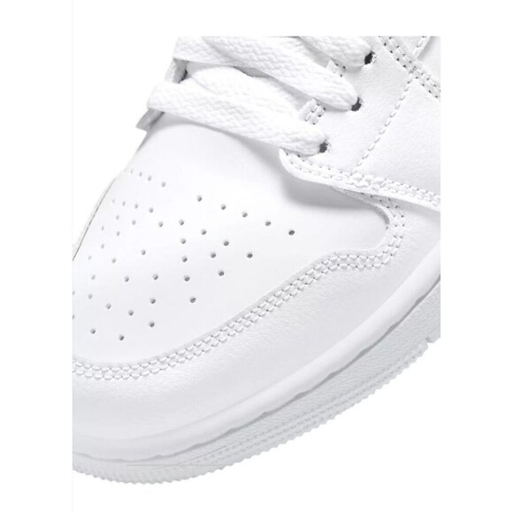 NIKE JORDAN / Air One Low / White / Sneakers / Leather Classic / Style Athletic - Picture 7 of 10